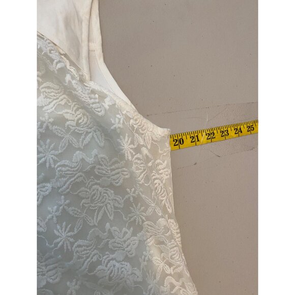 Sleeveless White Lace Button-Down Dress By Personal Touch Medium - Picture 6 of 8